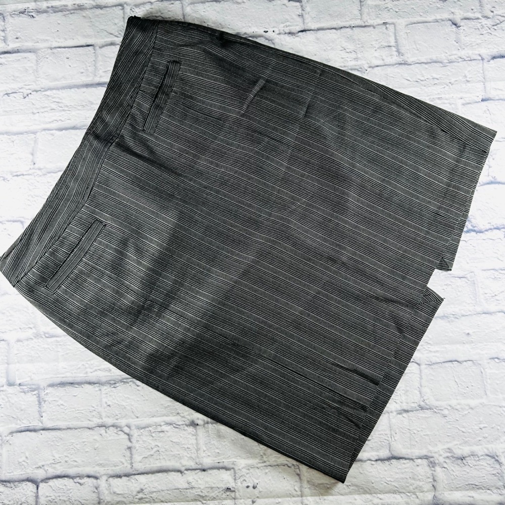 Lane Bryant Grey Striped Pencil Skirt Women's Size 18 Office Career Knee Length